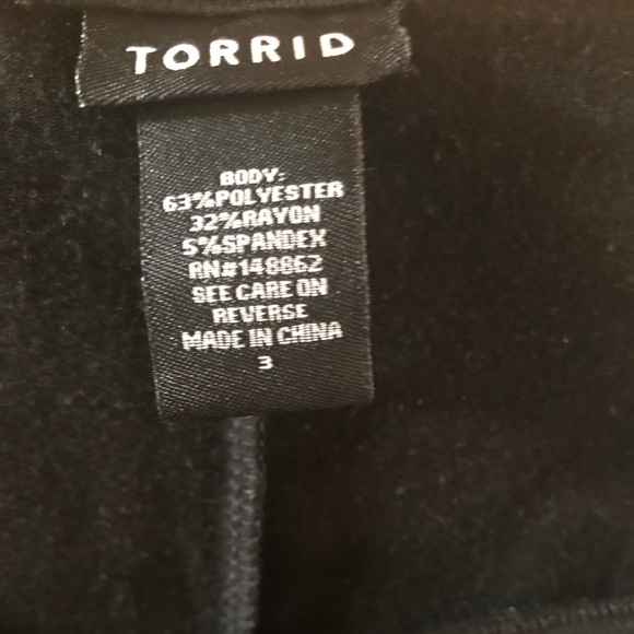 Torrid - Tie Quarter Sleeve Tee - Picture 2 of 2